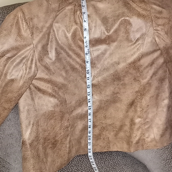 Light weight faux snakeskin jacket / blazer - Picture 6 of 7